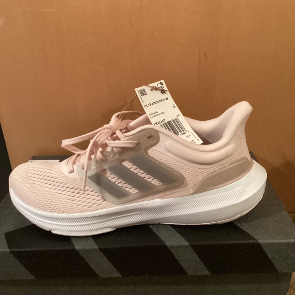 Ultra Bounce Adidas Running Shoe